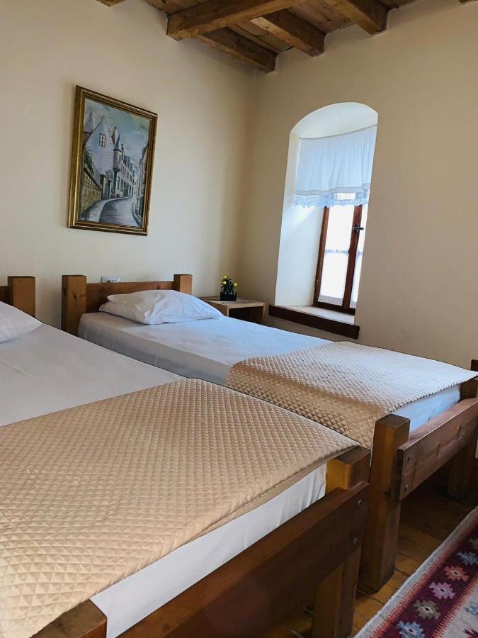 And Val-mar Hostel