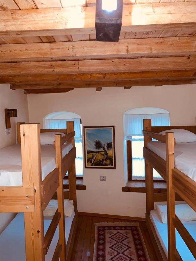 And Val-mar Hostel Gjirokastër